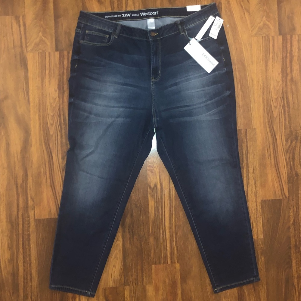 🦋NWT Westport Signature Fit Mid-Rise Ankle 24W